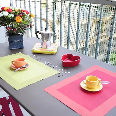 Studio Splendid Five Stars Holiday House